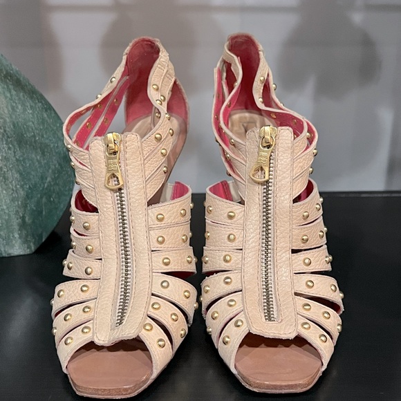 🤍BCBG MAX AZRIA Studded Leather Aceline Sandal - Picture 2 of 6